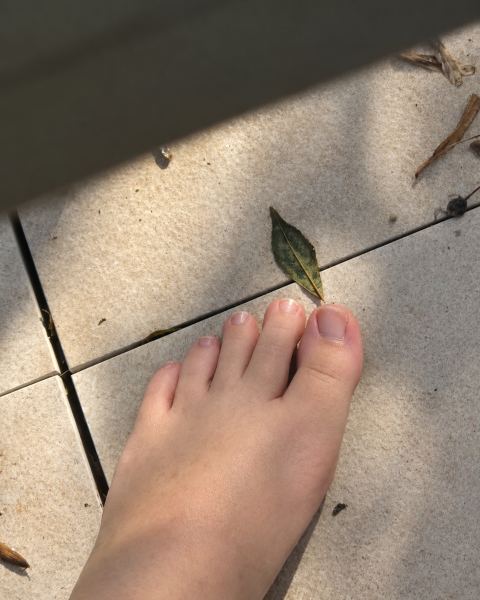 Barefoot